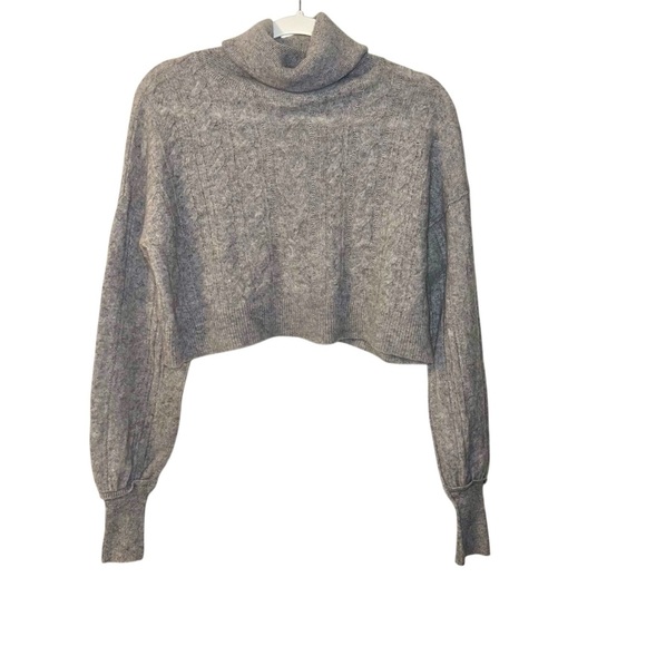 100% Cashmere cropped turtleneck sweater size L nwot - Picture 1 of 9